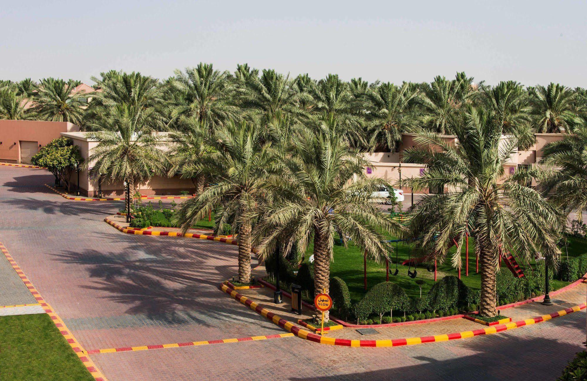 Готель Boudl Al Nakheel Унайза Екстер'єр фото